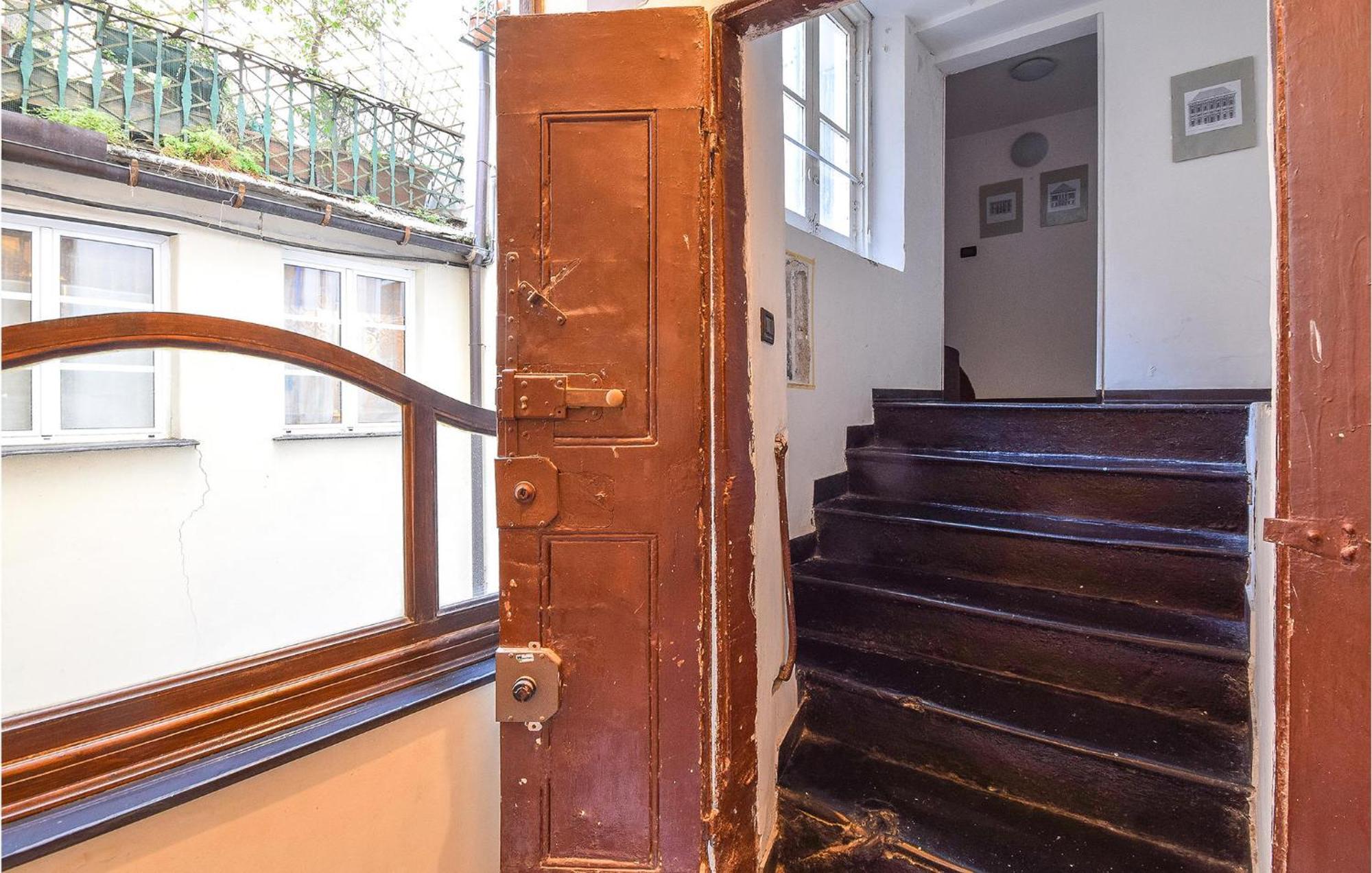 Beautiful Apartment In Genova With Kitchenette Esterno foto